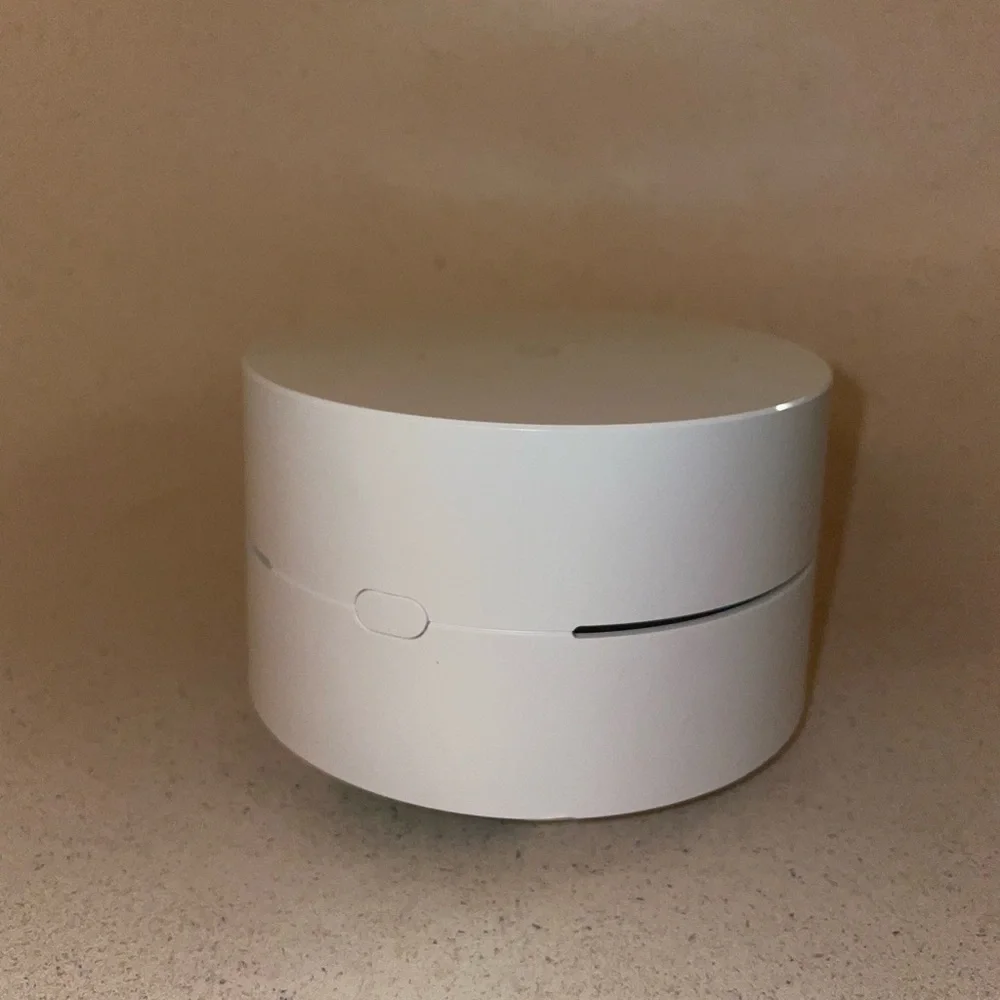 Google WiFi System, 1-Pack - Router Replacement for Whole Home Coverage